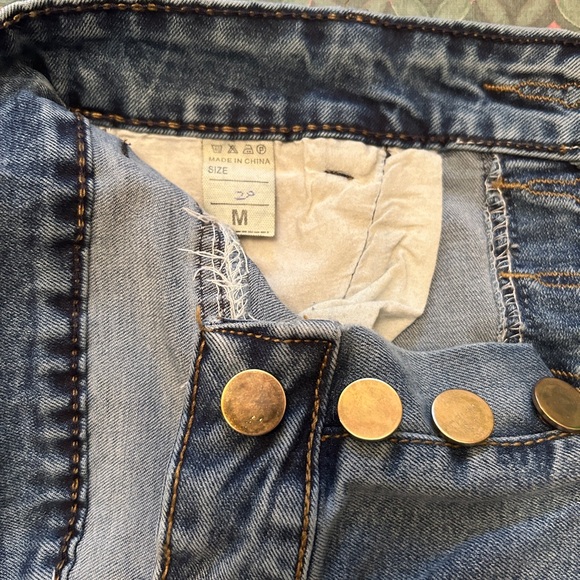 Denim button up skirt - Picture 4 of 4